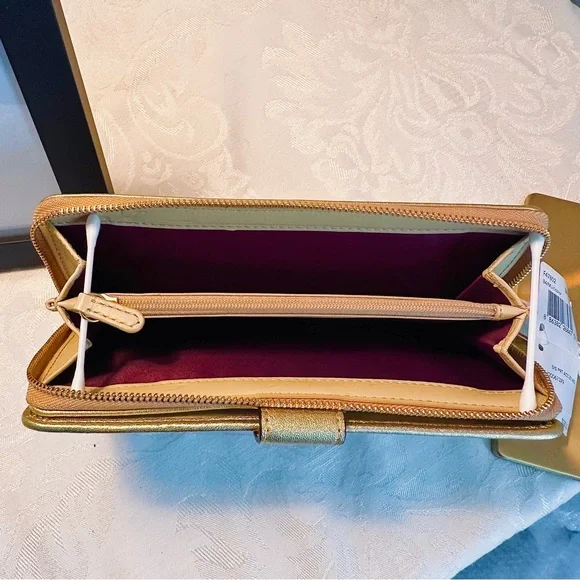 Coach Rare NWT Poppy Pop C Jazzy Signature Wallet Vibrant Design MSRP $228 - Picture 10 of 12